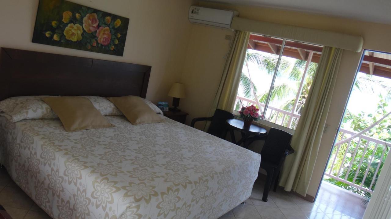 Hotel Posada Del Mar Fresh Water Bay エクステリア 写真