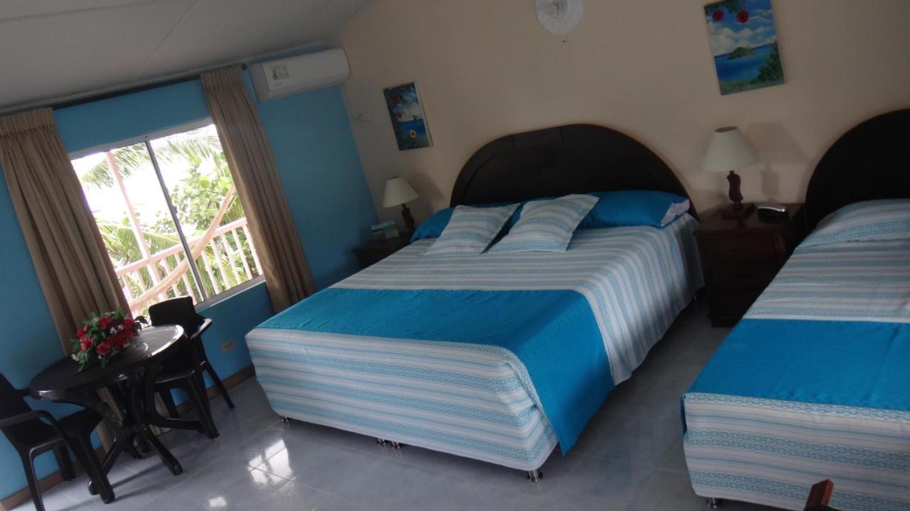 Hotel Posada Del Mar Fresh Water Bay エクステリア 写真